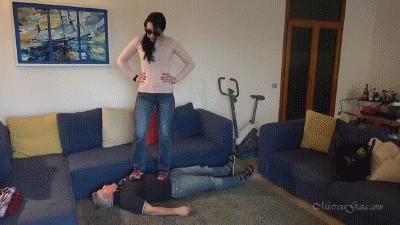 Mistress Gaia – Bitch Cums In His Pants